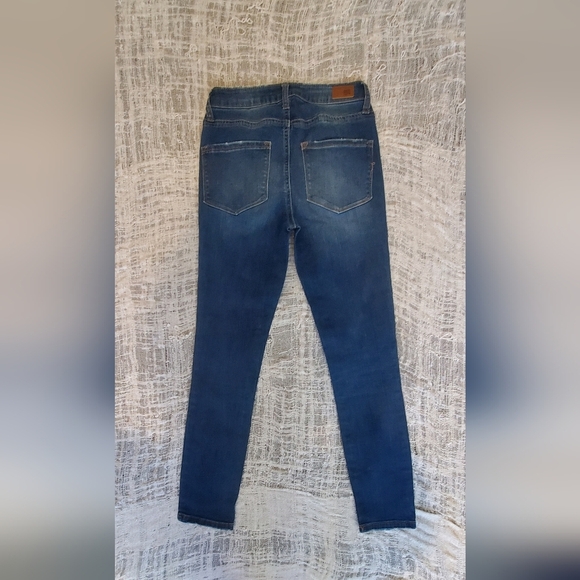 💚5/$25 Urban Outfitters RSQ Cali High Rise Skinny Ankle Distressed Jeans Size 0 - Picture 4 of 6